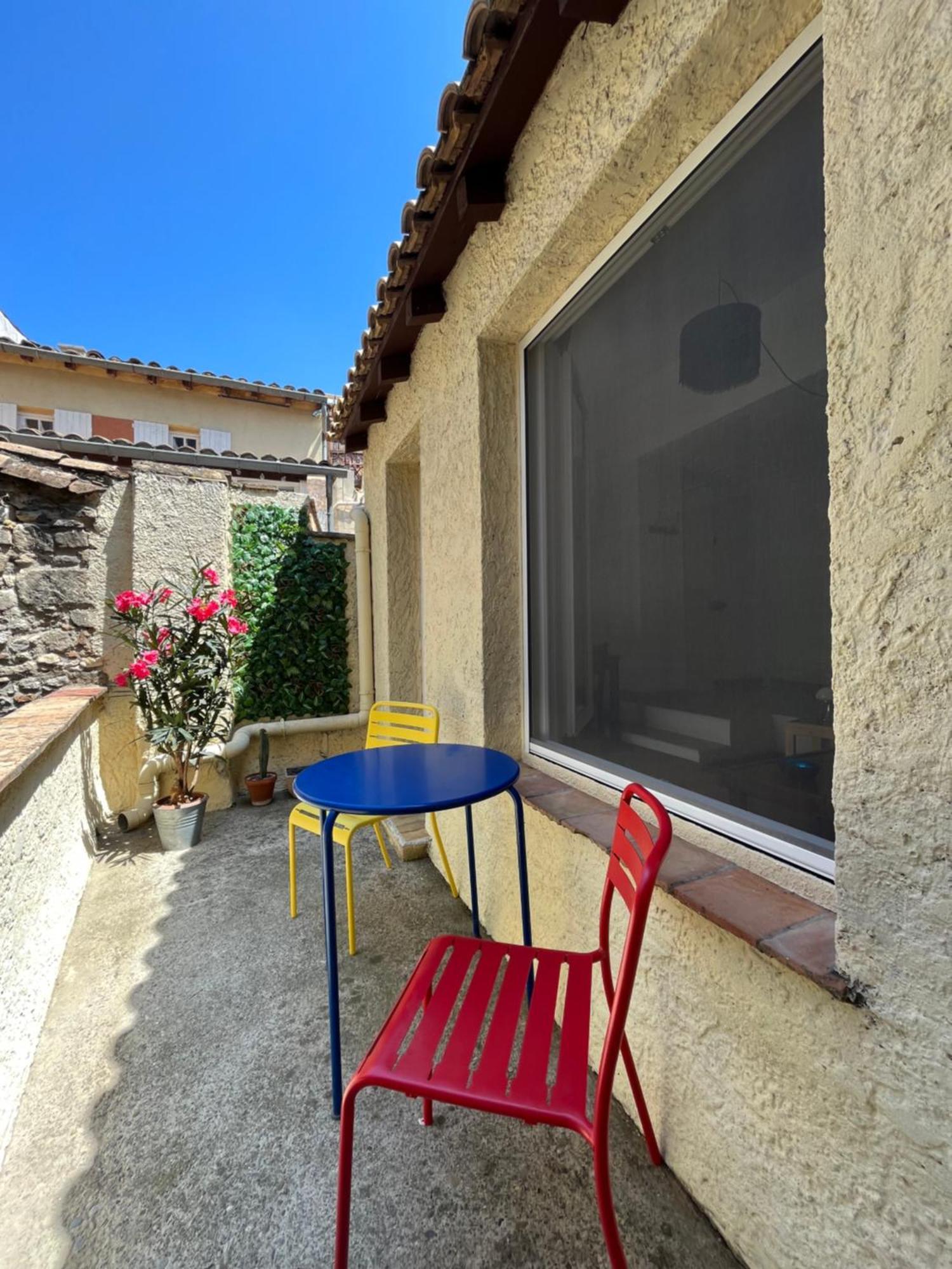 Studio Avec Terrasse Sur Cour, Authentique, Calme أفينيون المظهر الخارجي الصورة